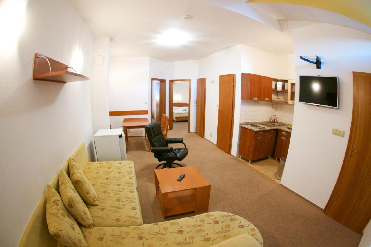 Apartmany Biela Put 17 - 18 데마노브스카돌리나 외부 사진
