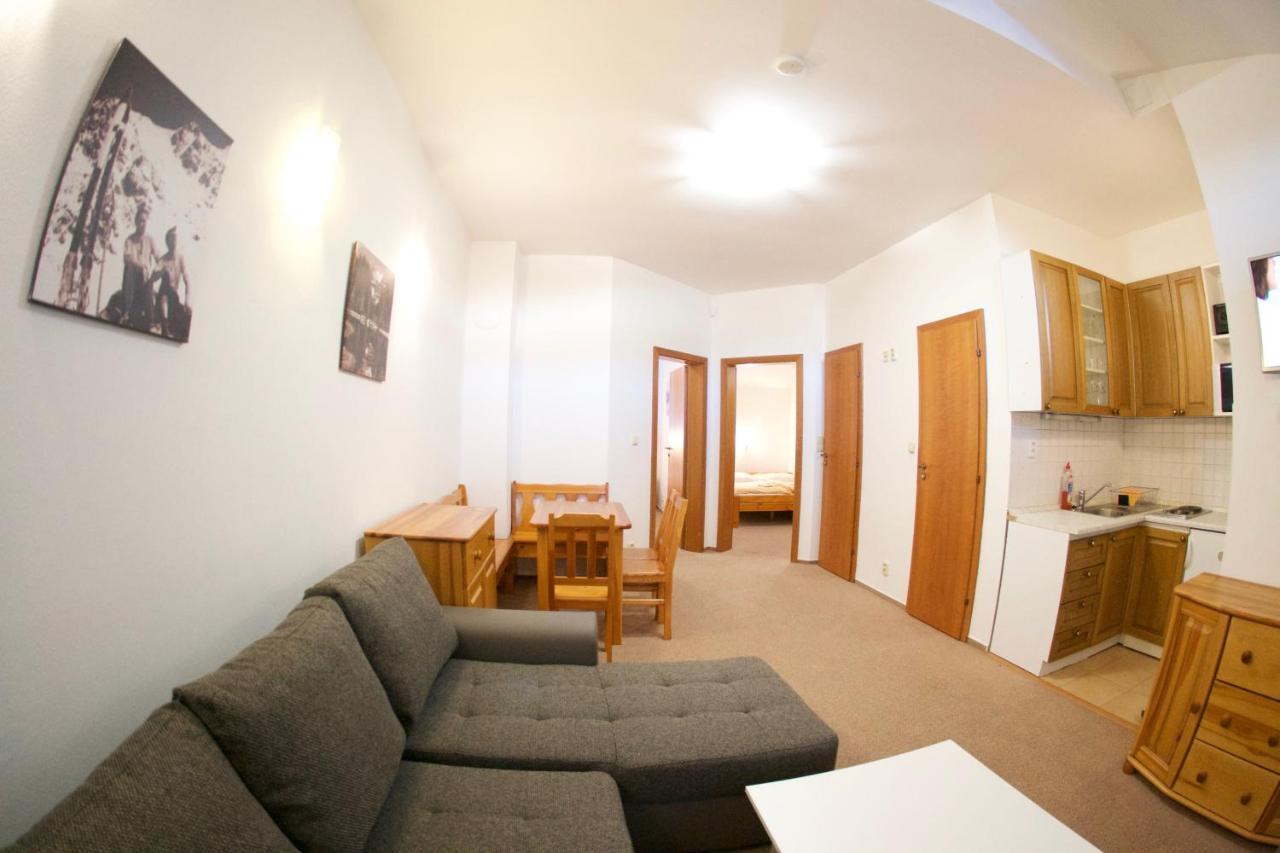 Apartmany Biela Put 17 - 18 데마노브스카돌리나 외부 사진